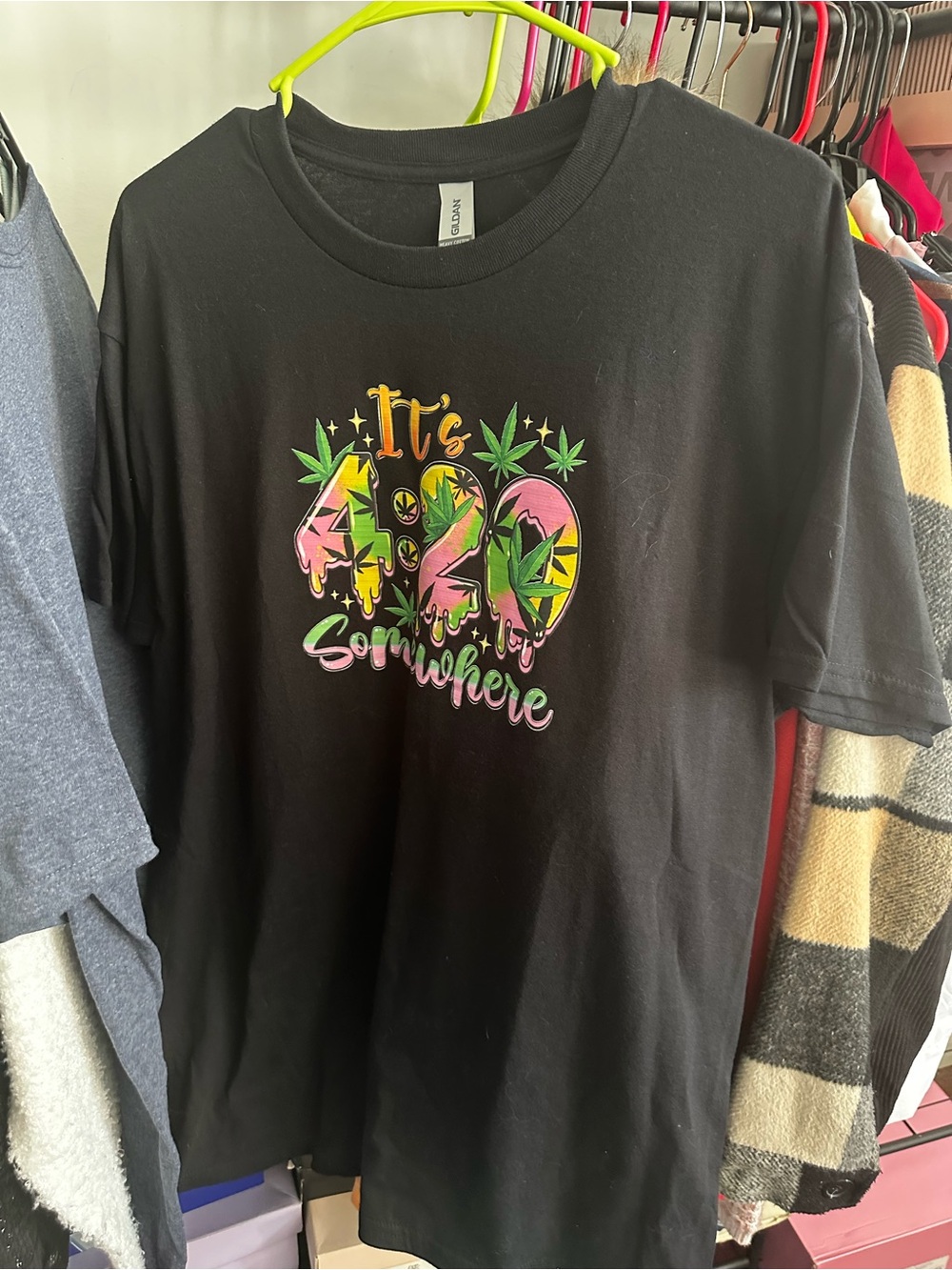 Gildan Black T‑Shirt with Multicolor 4:20 Graphic